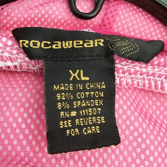 Rocawear 2-pc Track Suit, SS Hoodie and Capri Pants, NWT, Size XL (Girl) - Picture 5 of 7